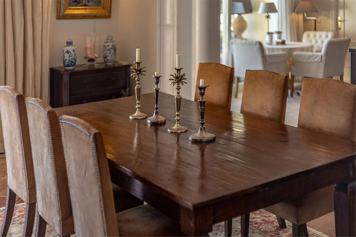 1a30c8a2-e678-438f-94e8-24596d0a1bb7