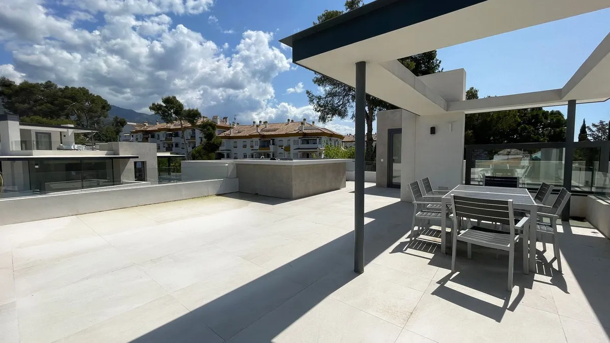 02eacdb0-054c-4b4f-b3a1-6bdb3b73bd87