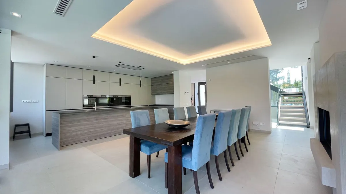 7370c29b-1c03-4f33-9870-6c3c1dbff3d7