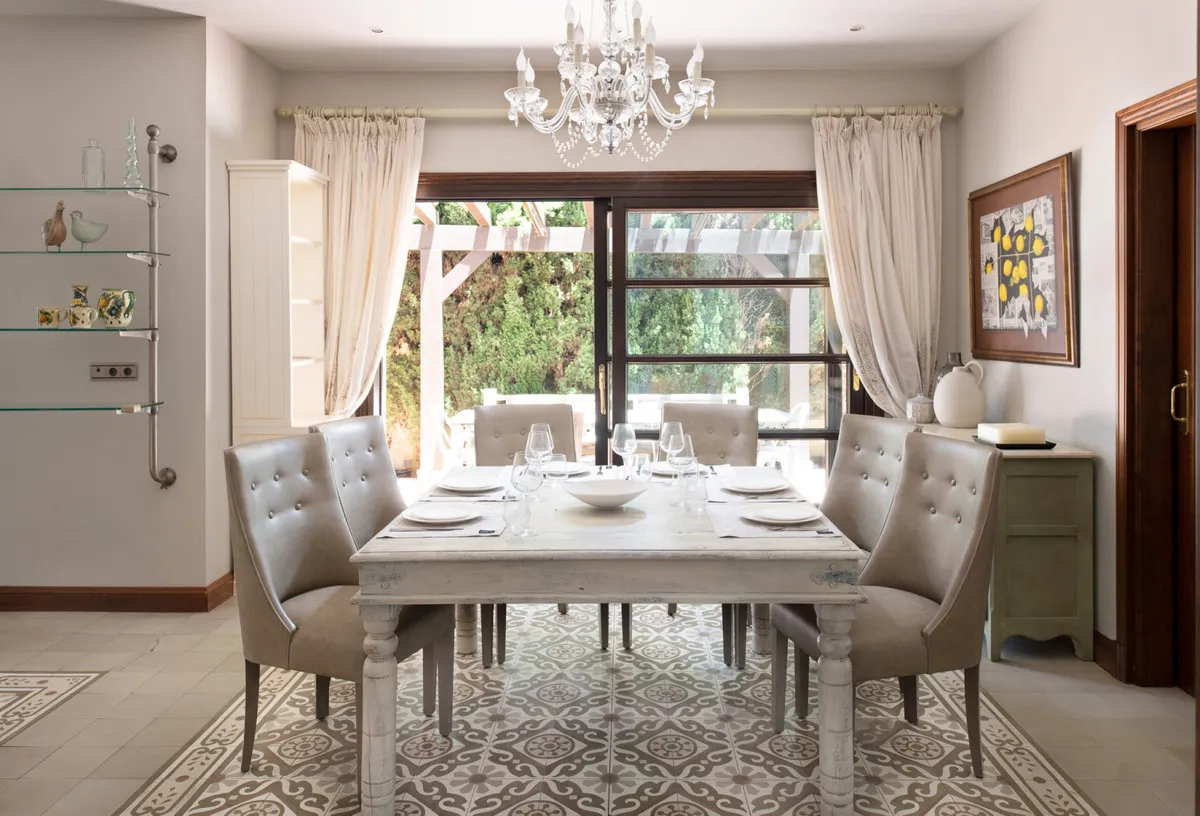 5f4c6e9c-a1ee-4411-846c-677587fa4e93