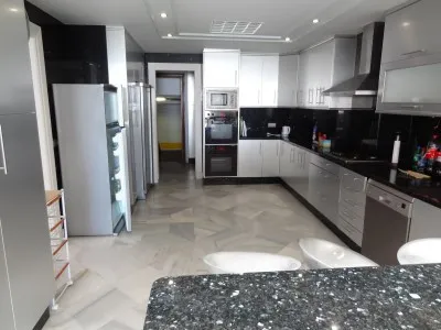 4623d2f7-4b22-49de-9803-741371a1dc1e