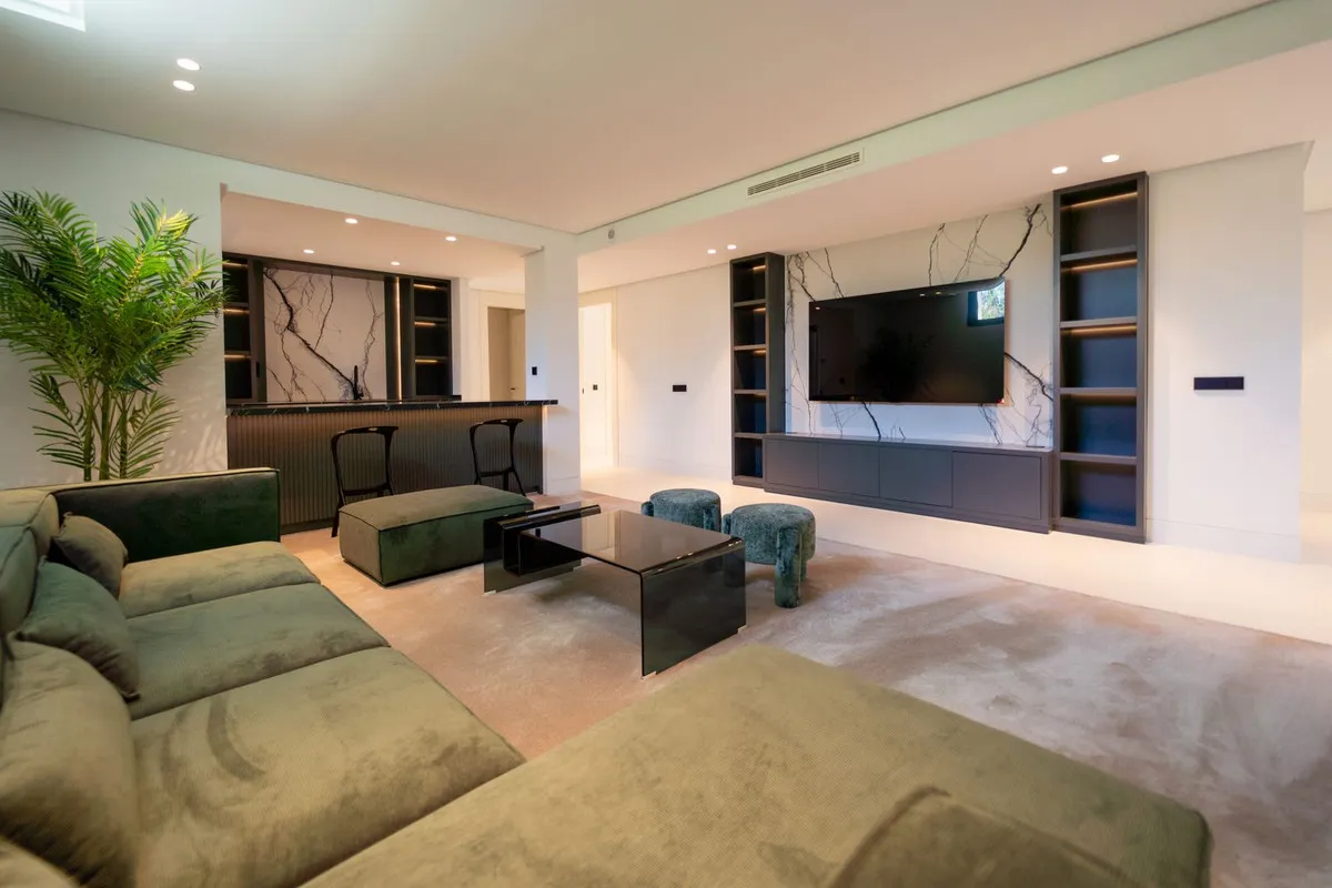 28f65052-cc5f-446e-be8c-d3a7adbce0c1