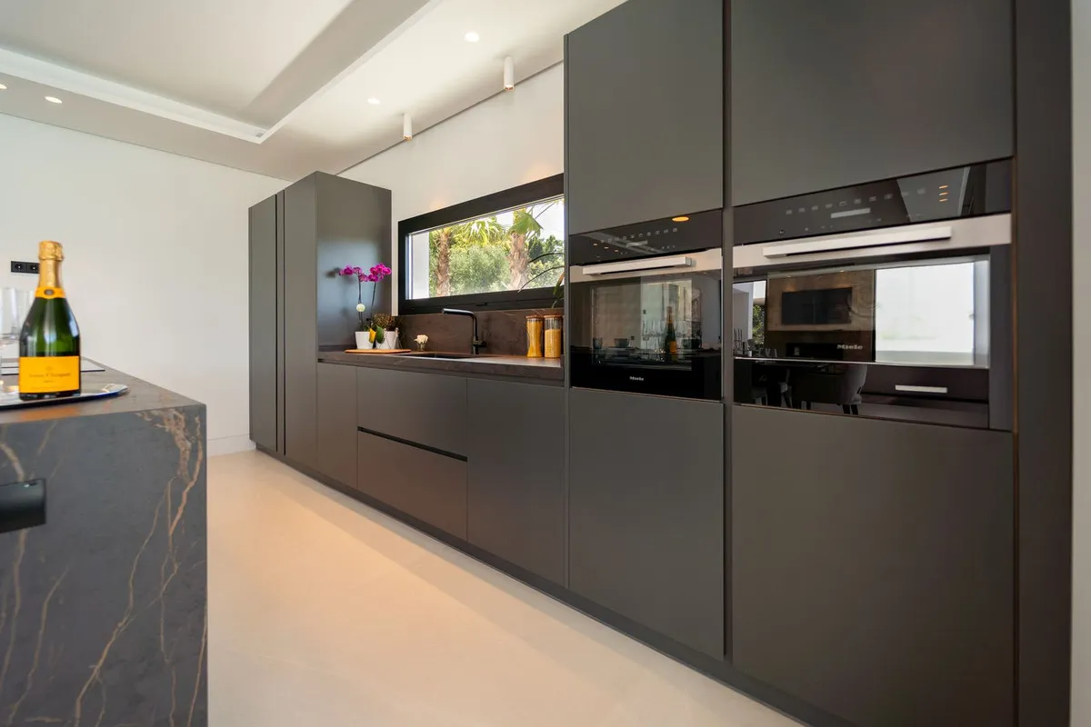 3cf22baf-a51b-4878-a432-9b5e04dc7cde