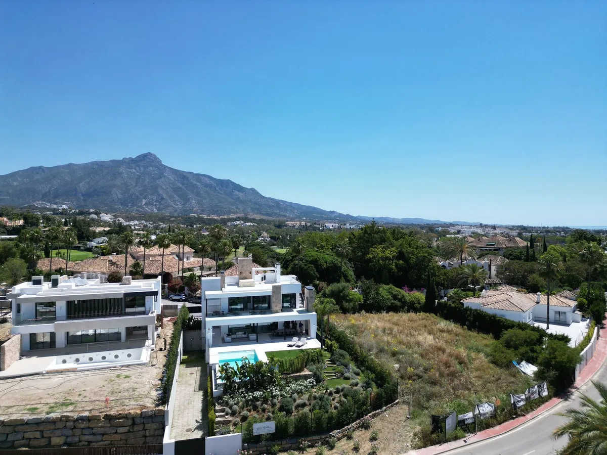 dc8e1d5c-449b-4e41-b6df-410c59d1379e