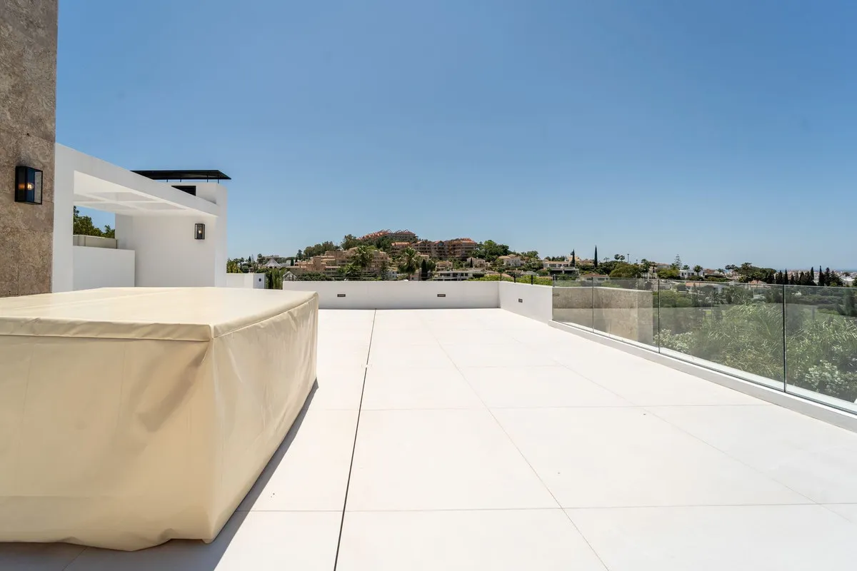 ffd92728-69f6-43e4-92f9-690dbfaf9edc