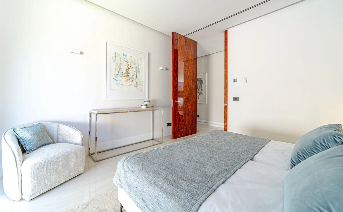 04870589-1834-4ac7-8e5d-b13ecee34af3