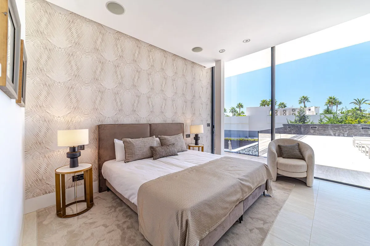 83bcd342-a65a-4a68-becc-586285782137