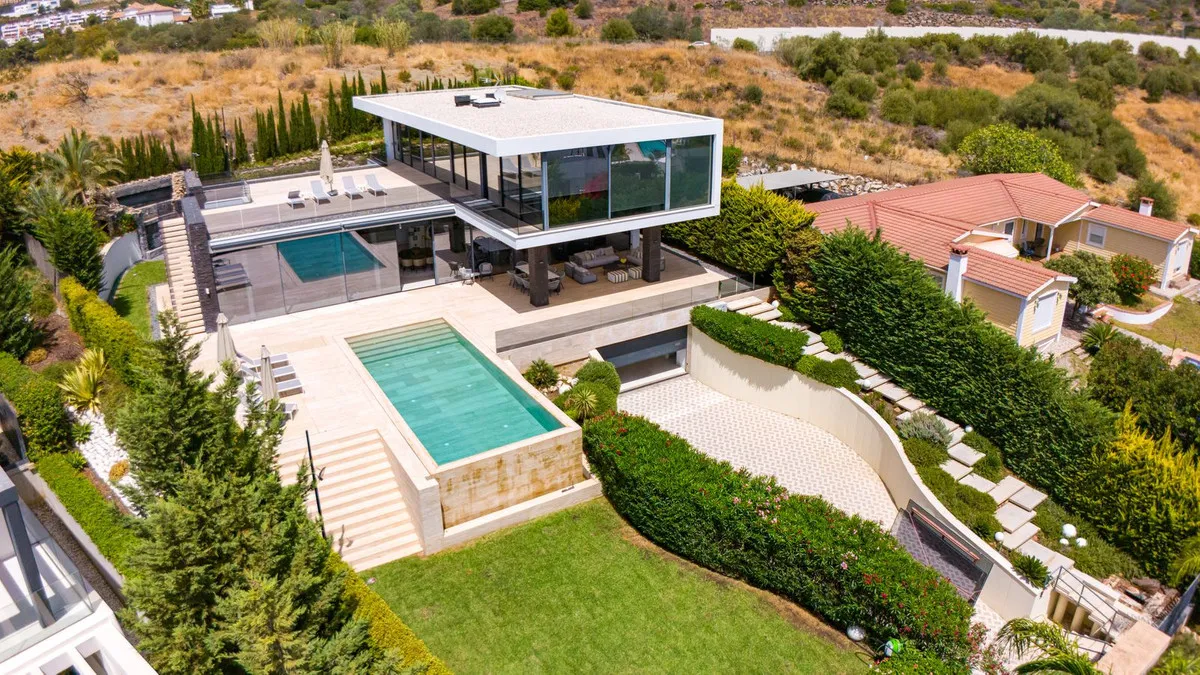 c11bf908-1e00-4b97-b6b5-49c1834cc69c