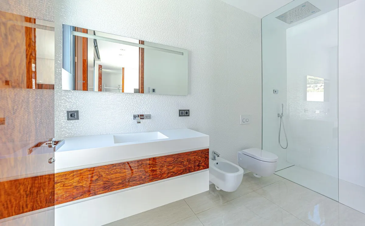 f3fe094c-28e1-4566-bfed-8fe51edfcbbe