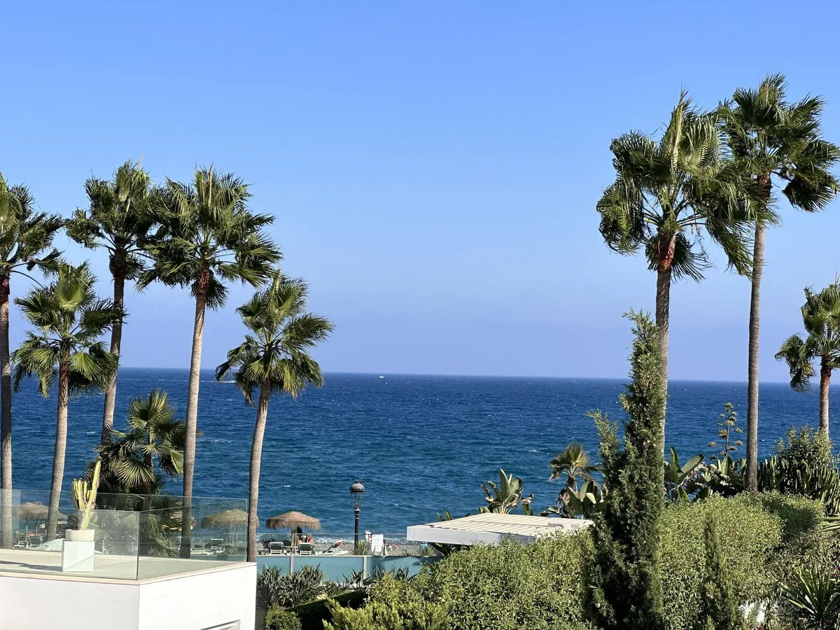 0b975e66-61eb-4576-92fe-36ec5e3eb982