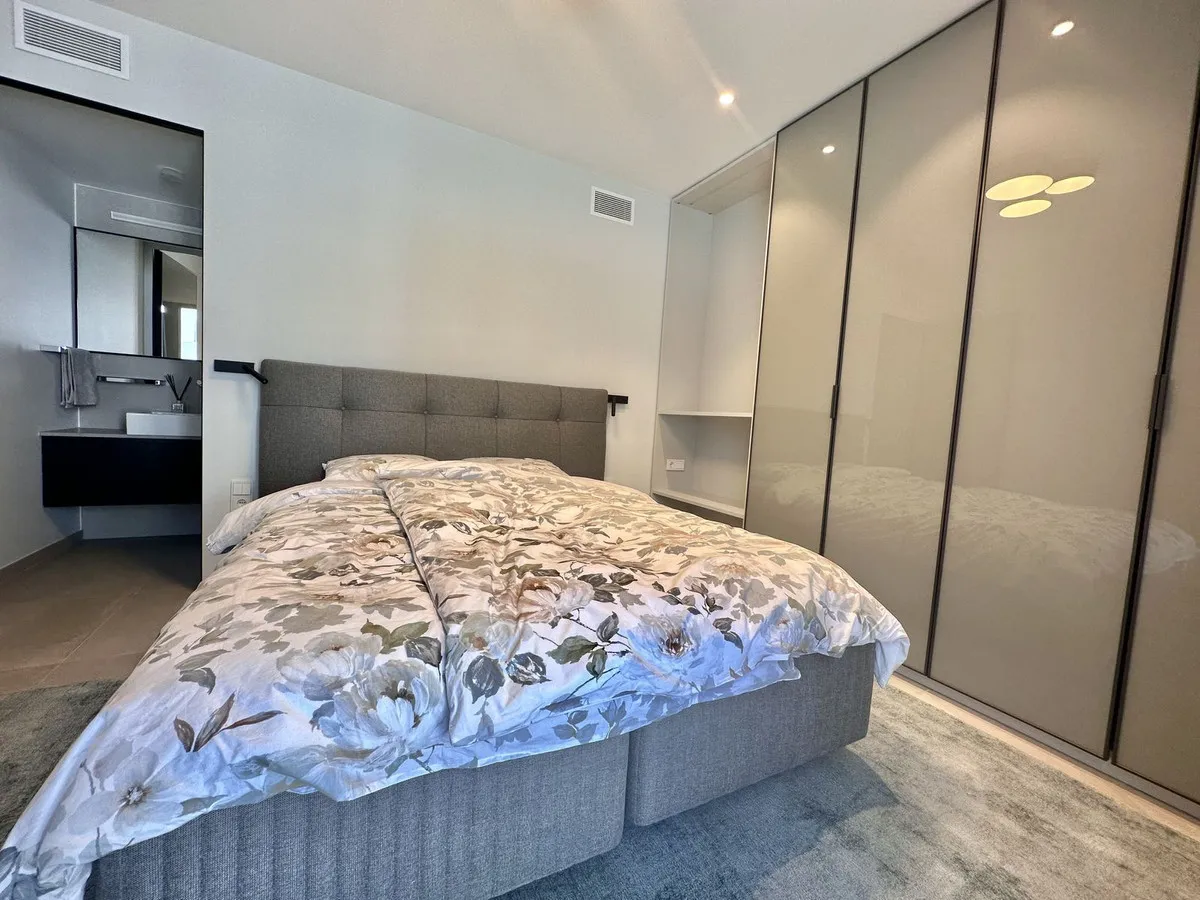 712feb68-4269-4b6d-8df7-ff34d13d4cd1