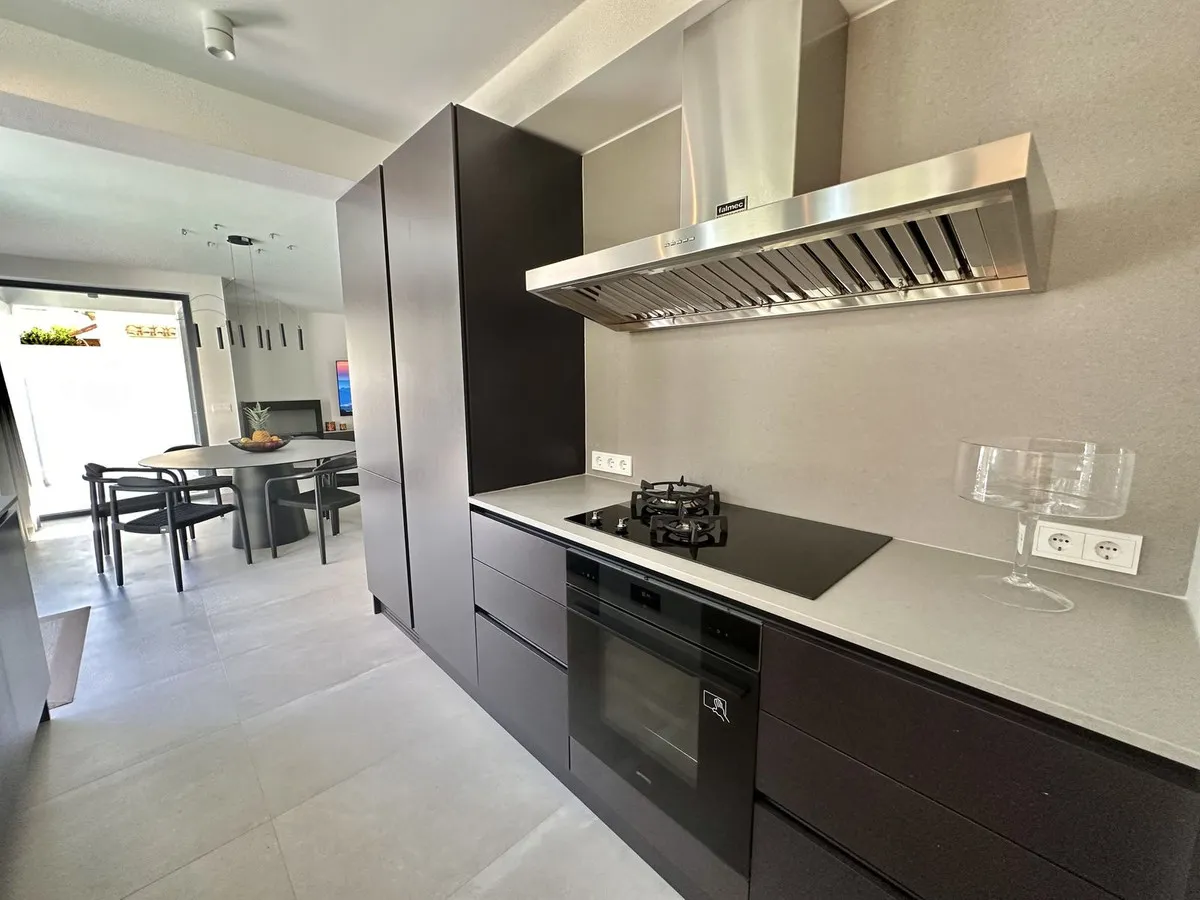 7e577223-9bcb-4506-ae82-8420dee48d3f