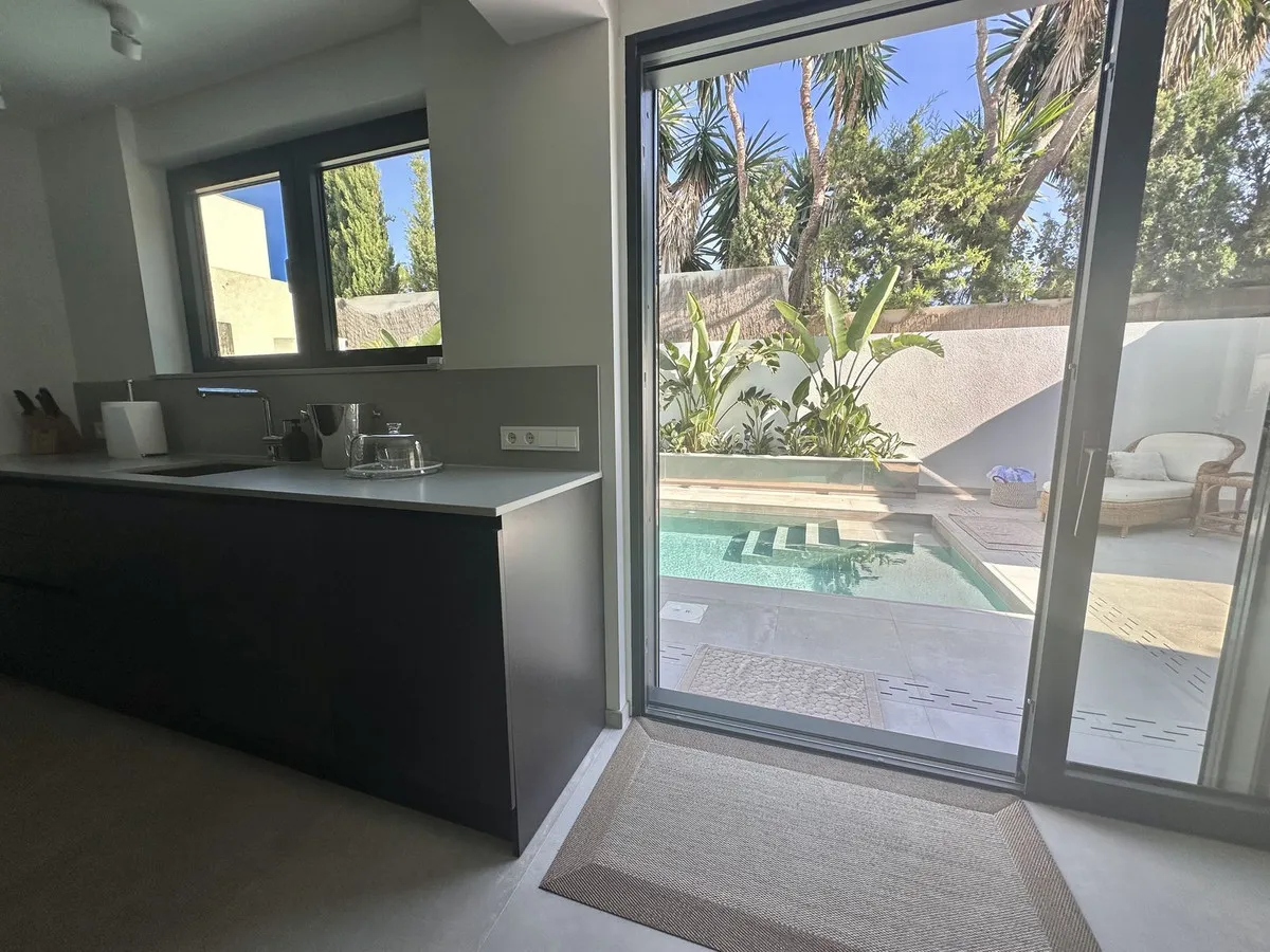 80ebeb47-fbf5-4d24-b644-44c950378be0