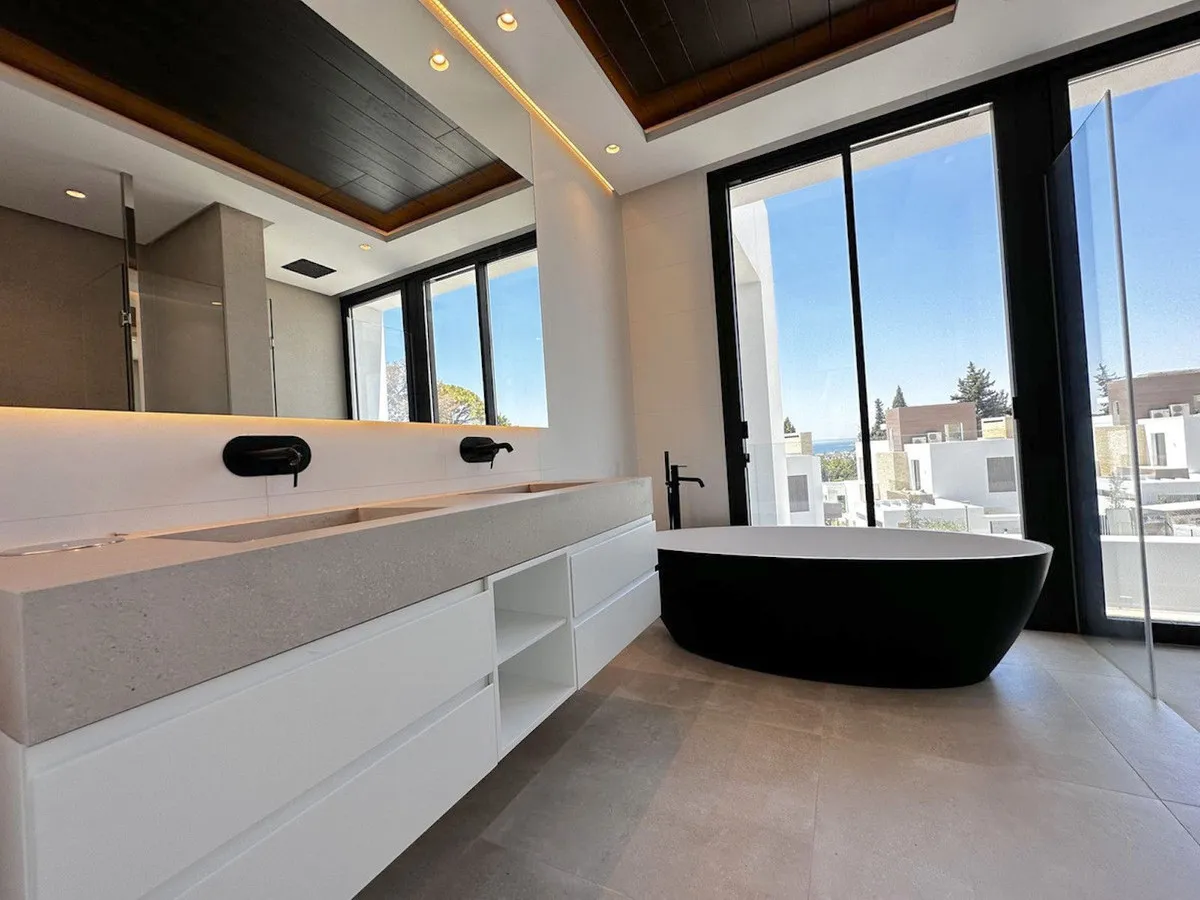 43093508-ac2b-4c11-8fc3-22071e3701cd