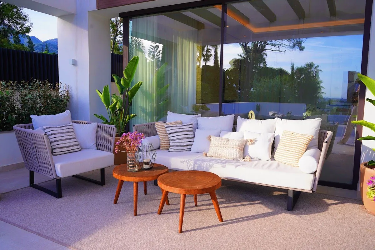 90fec842-2b5a-4757-bad8-e1059744fd1f