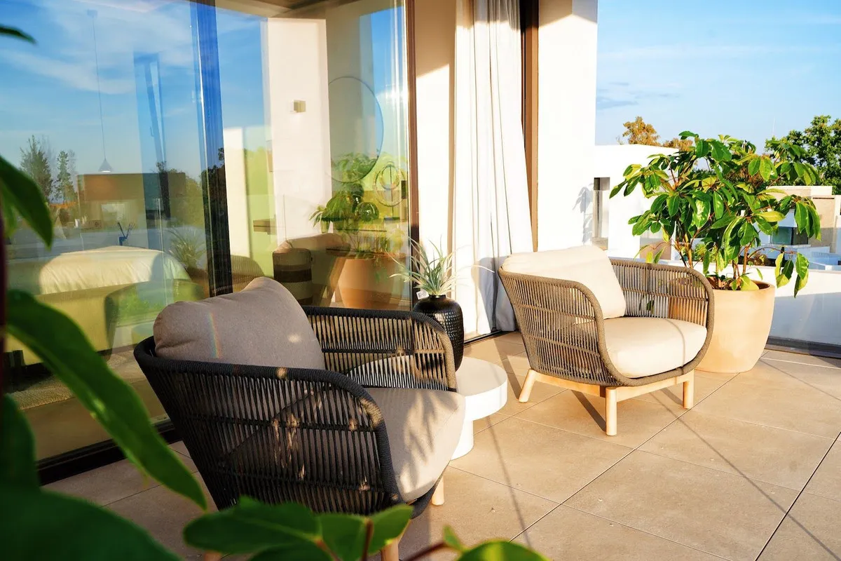 aa4eff67-fdfd-44e7-bea3-01b05334b9b0