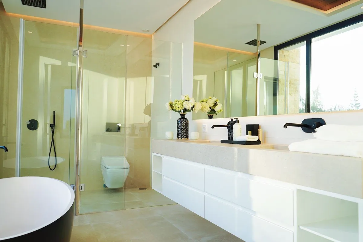 eb706280-5e6d-464e-b033-d2e9bbf1657a