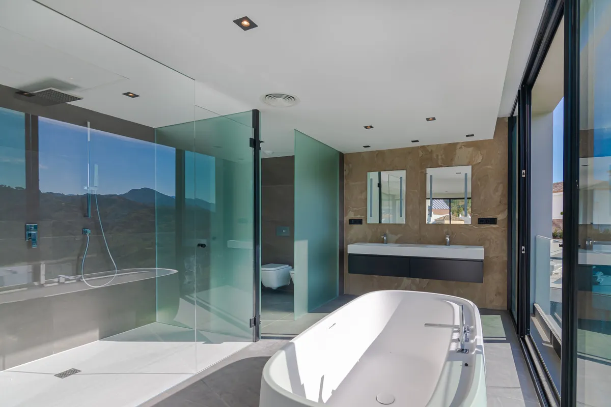 276e1940-b9fd-44dd-91c6-f736a3ae8f99