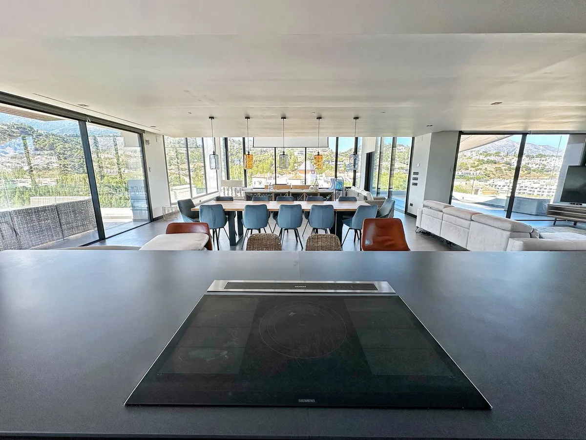 31b2fa6a-944a-428f-a458-fa38db3d8e21