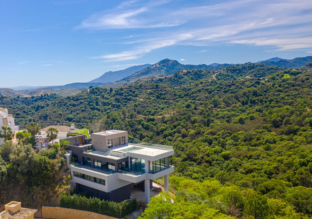 5a46392a-65a4-49cb-b9a7-ebf5746c6016