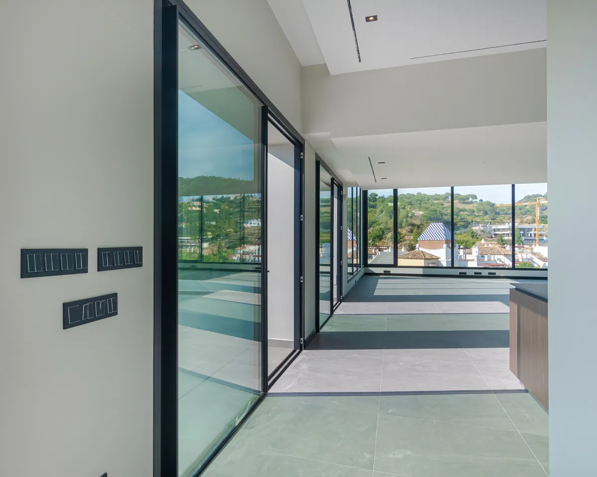 ace12d9a-499a-4c87-af00-0dc70cfbea74