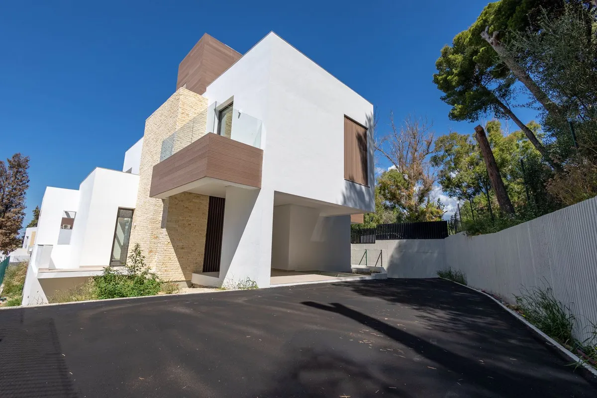 74810074-1bc2-42ec-a6f8-09c41b56aa0d