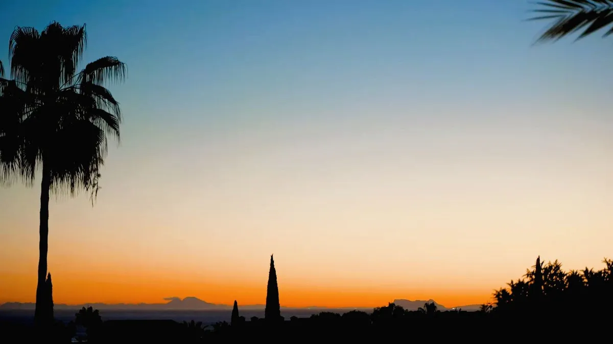 7c638a64-cbbe-49ba-8630-cb2c6f4c2214