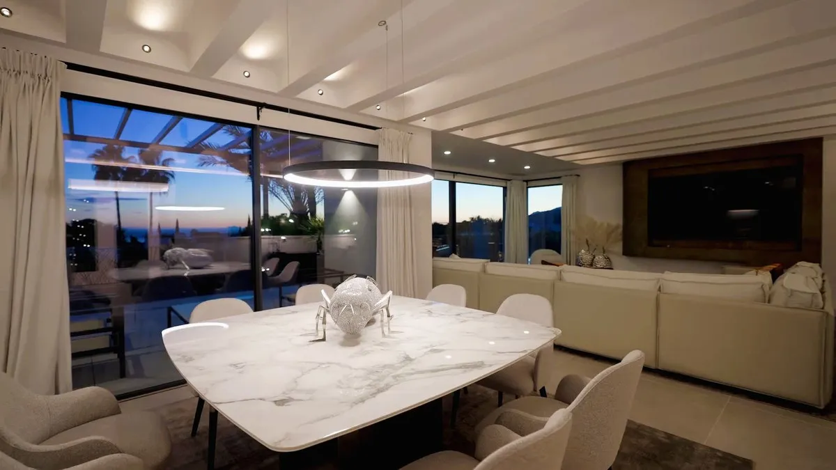 c7843d05-4985-4a2e-bdd0-455cc921b71d