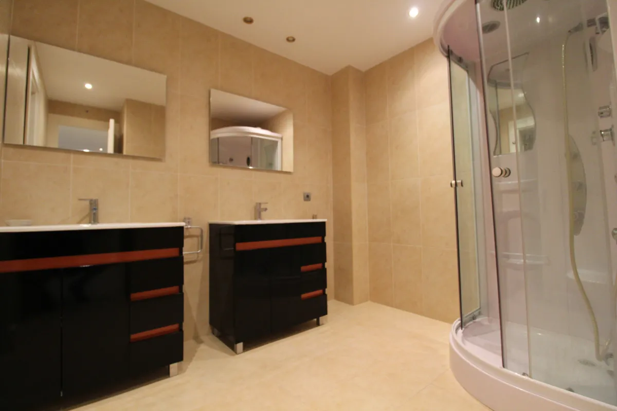 20ab3038-2a12-40fd-ab4a-f5d156df2c52