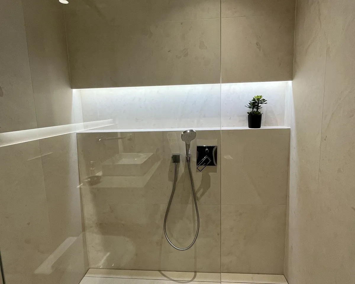 4e28152c-1541-4318-b1d5-f9fc392d375f