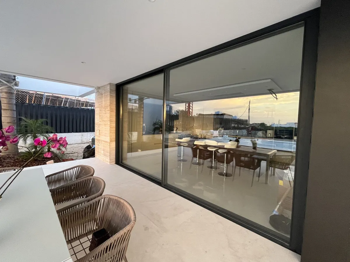 c61cb6c0-ee3f-4c92-8090-25894ac54d28