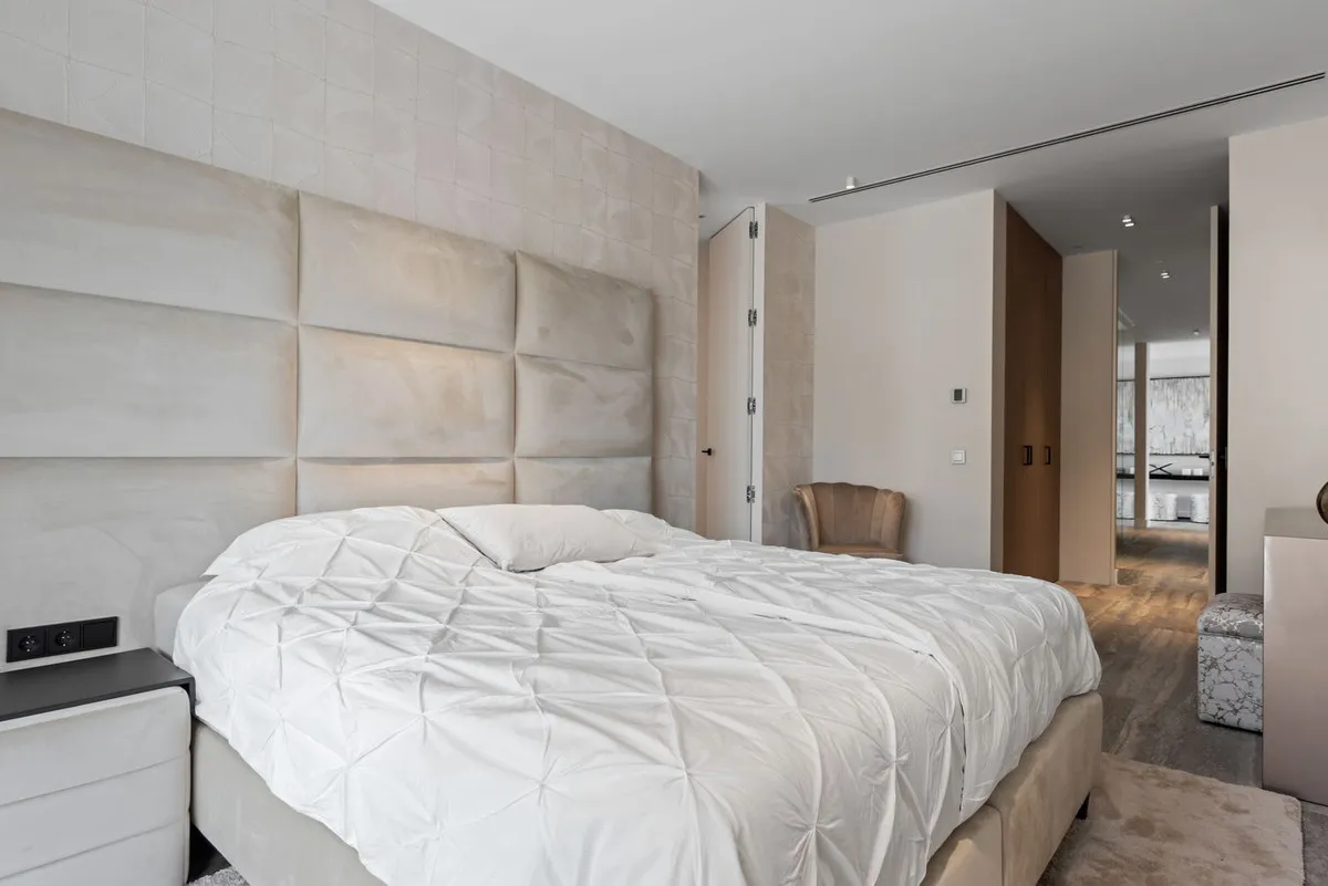 16282ddb-3e58-4a48-aeab-07a18744a403