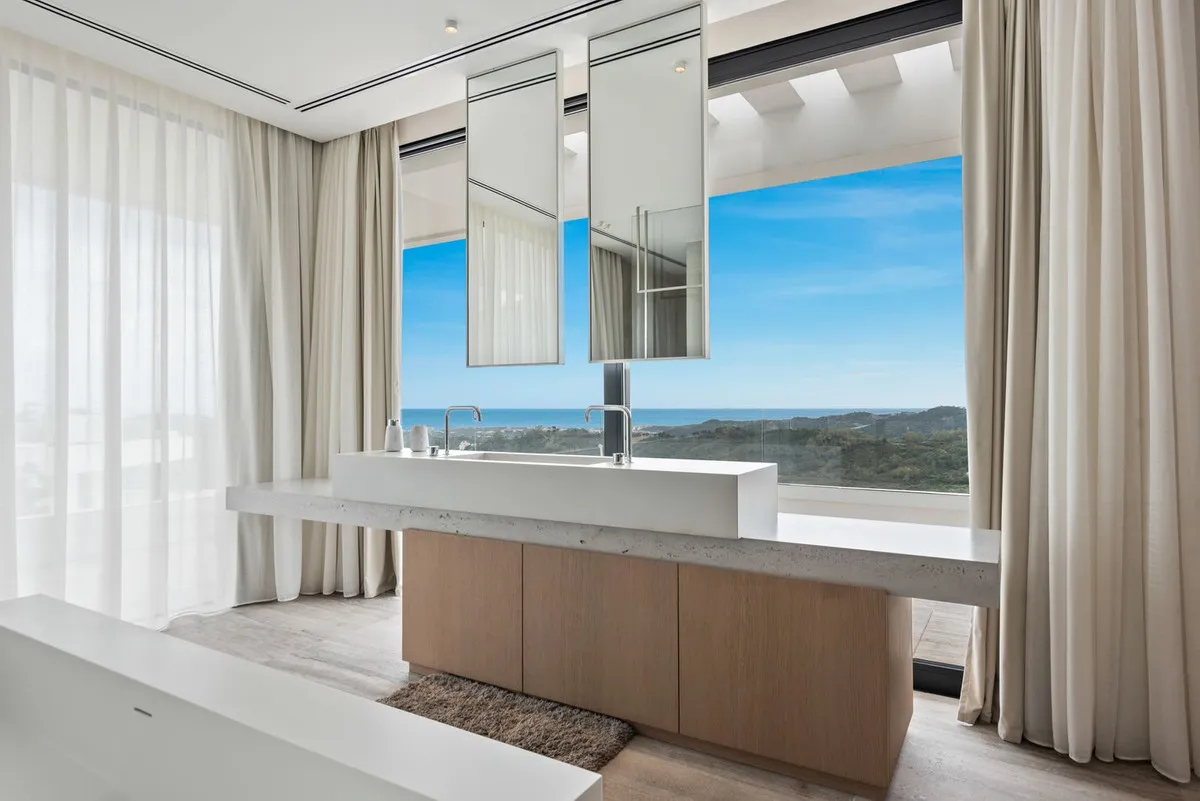 53bad06d-851e-44b6-b068-b04dc185ac93