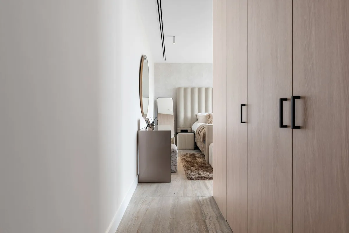 73049358-99f3-4468-aae5-516e3d99b8c2