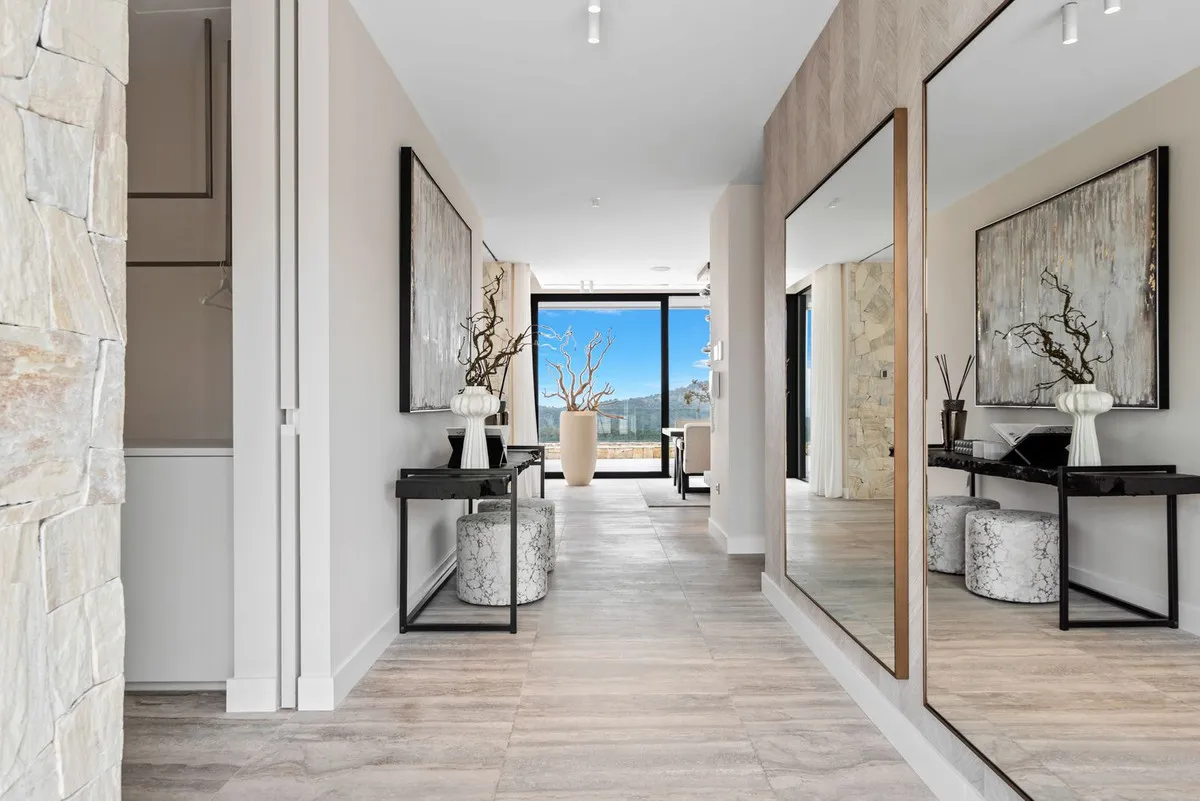 812c64df-2bd5-432f-afbc-5322de498f8a