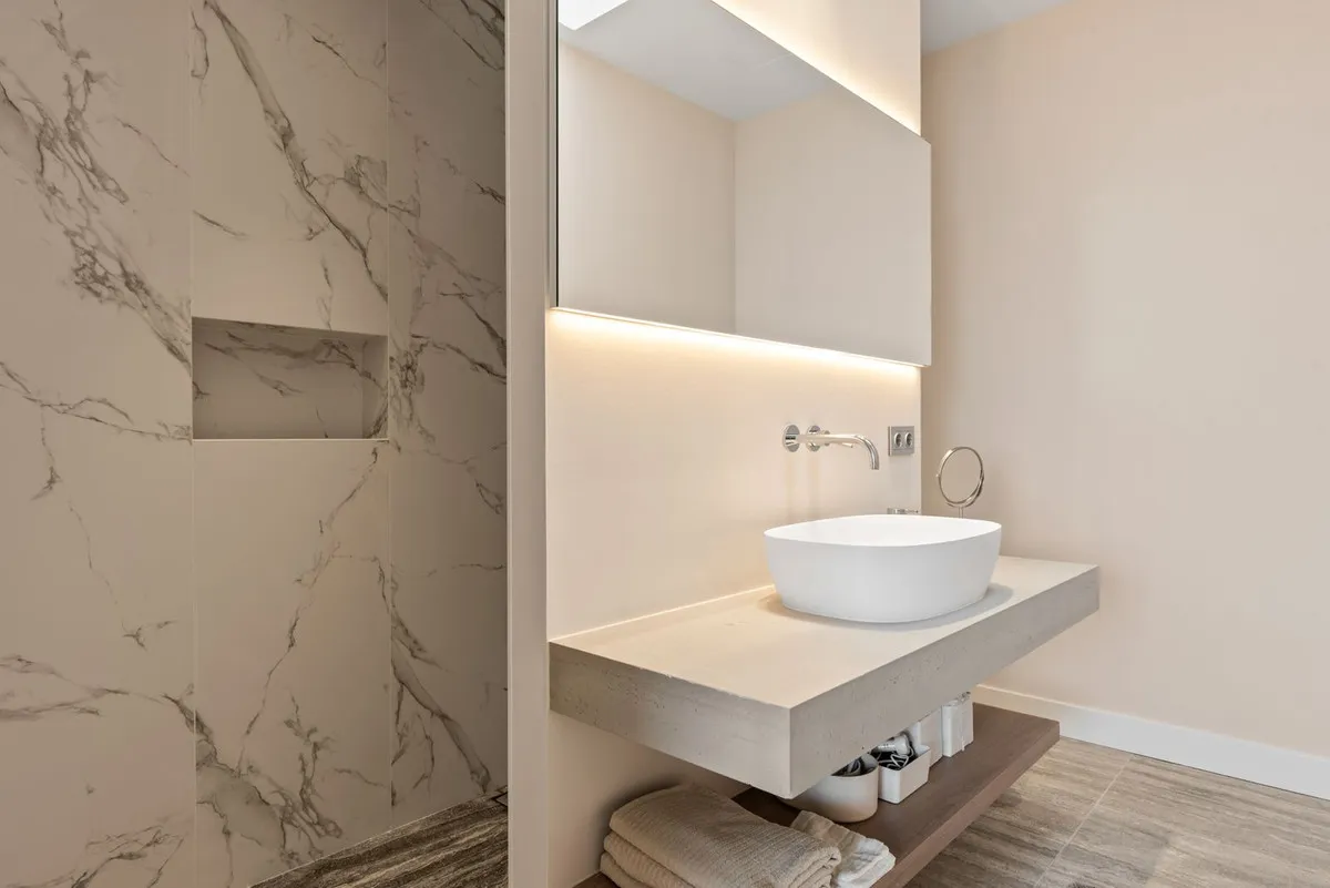 949cc962-1e13-4fd2-8762-a16d726dba47