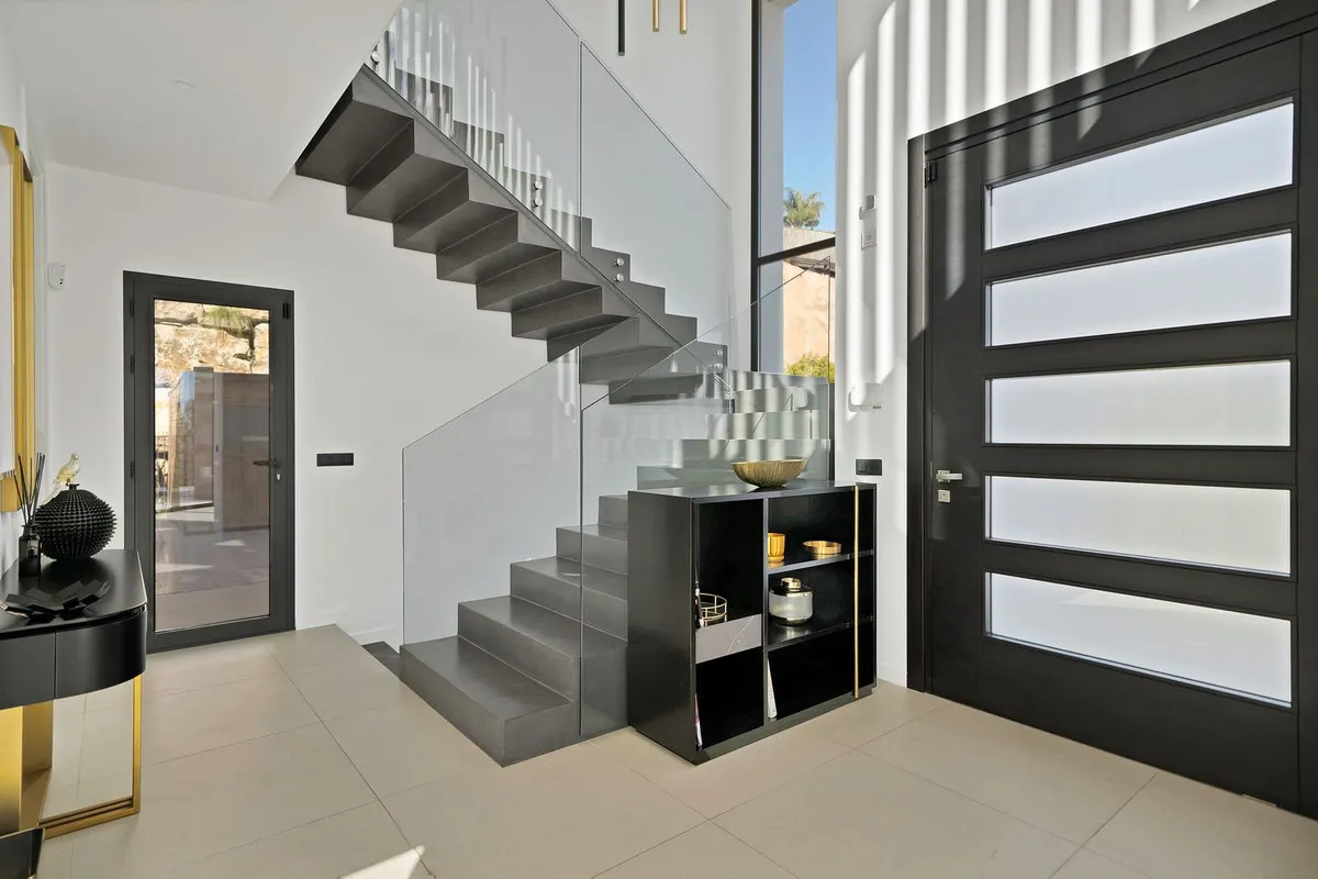 0b31f9d7-427b-4f97-8095-04d9da1e56de