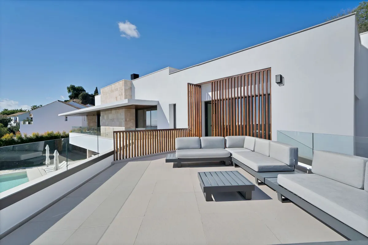 4f14068d-2ddc-42e1-a731-b1b707f3aec2