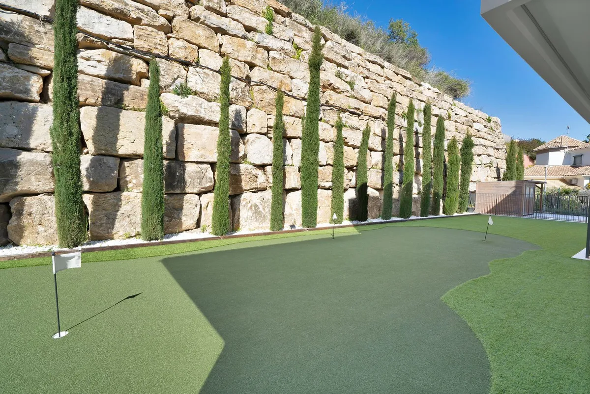 54e23c4a-e281-4a32-8e8c-67902a8453c6