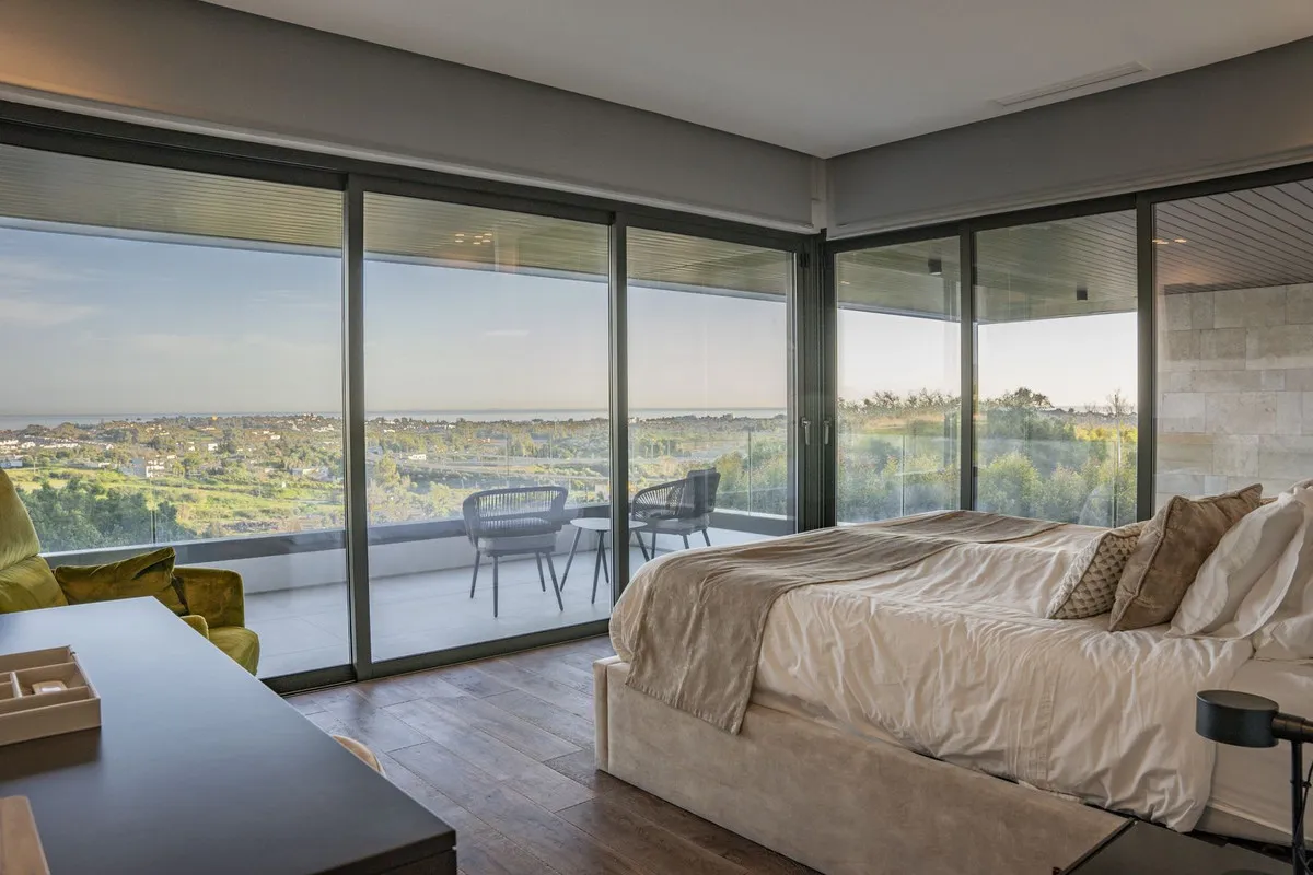 574d2b79-3119-4811-a8f4-5e7278b5cf40