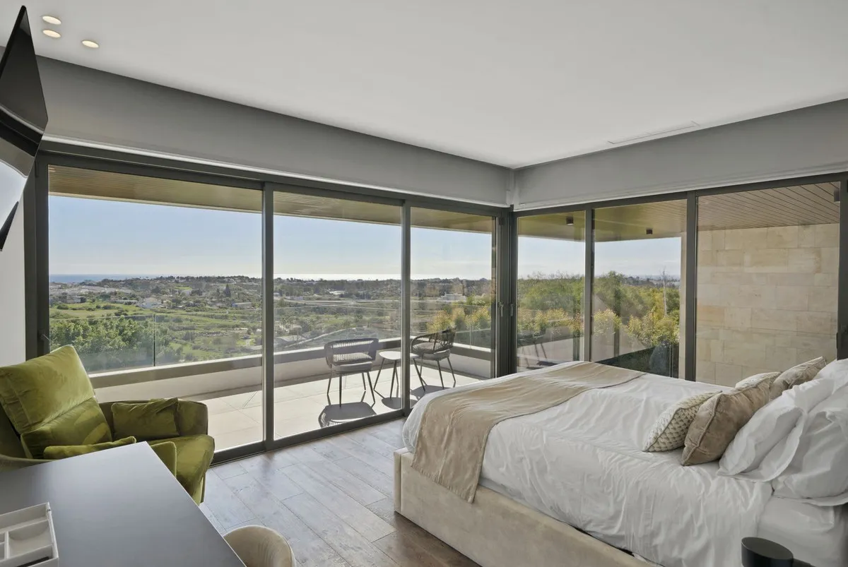 698d0cb0-a6a1-457e-a74b-a0908abe95e7