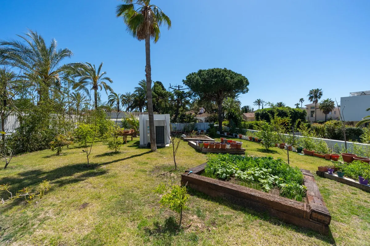 d1a8ce00-0d75-4892-96a7-7d852df4dd8e