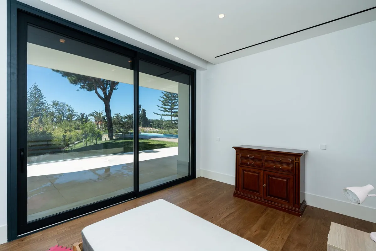 d54a22ba-66ac-4a59-a5f4-899513ee1e45