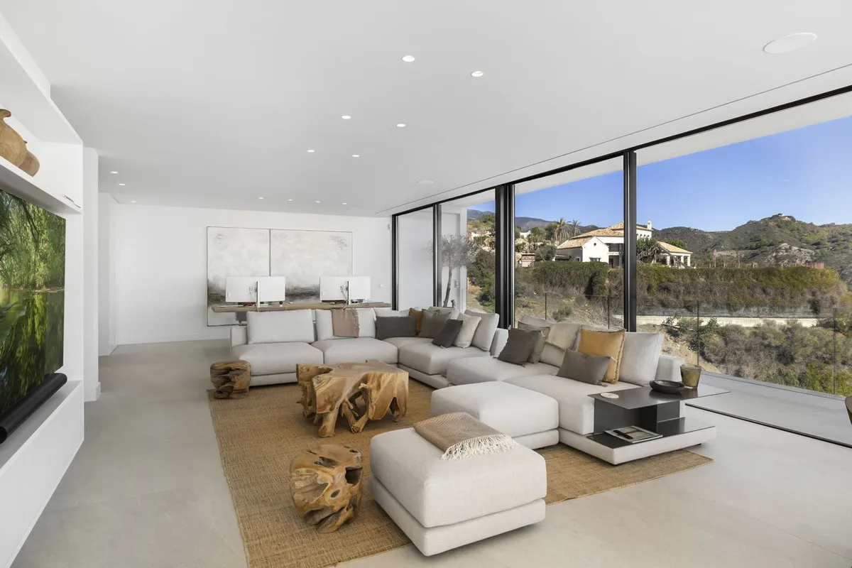 3e89139f-a276-4d28-8873-c55174c54366