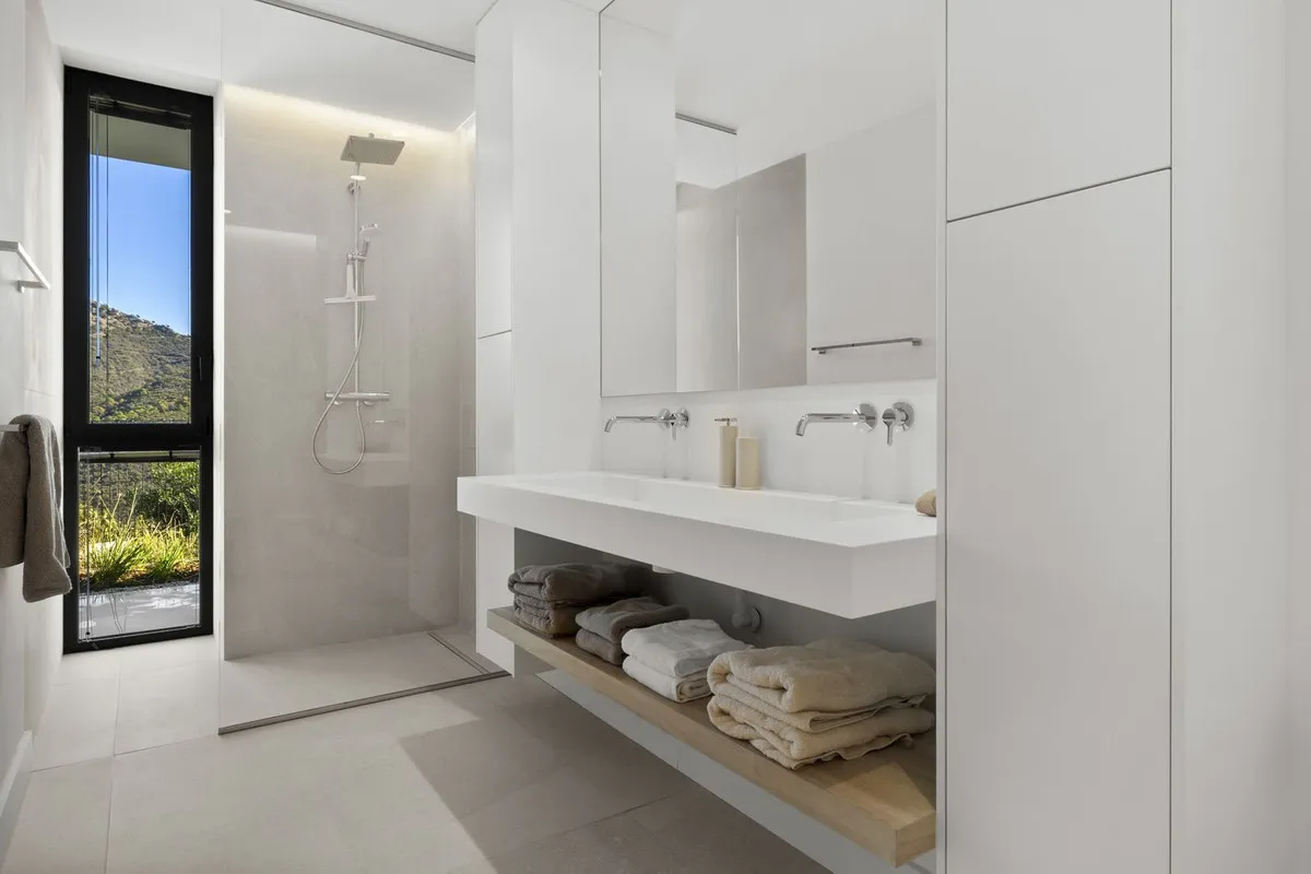 5a1aca7d-5080-4755-ba6d-a80d15128145