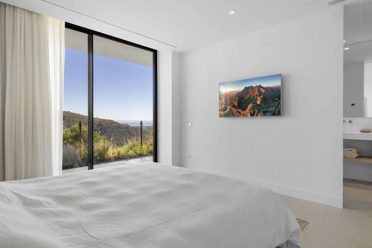 746b0336-d71a-42ca-9f7e-bd6e49f6b4b3