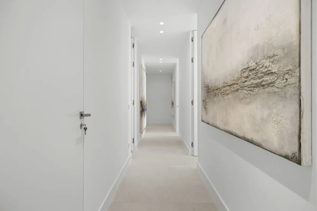 ca06d9b4-e1e5-4920-bad3-12bdd688e20b