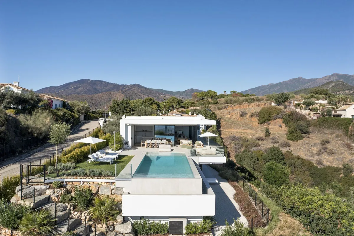 d6af7f9b-8c46-4856-90ec-79caa499e5b7