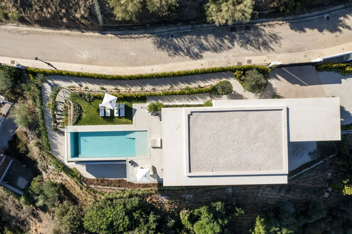 e607e3c5-1a71-4a38-95b0-3a15cd88f7e4