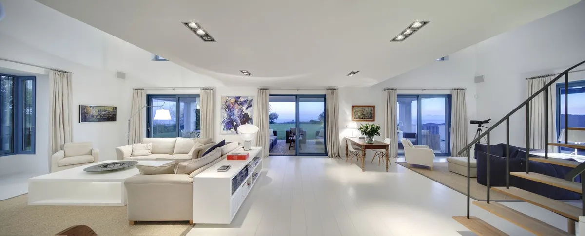 6ba5d51d-d68c-4083-9b77-cff6bbe4b384